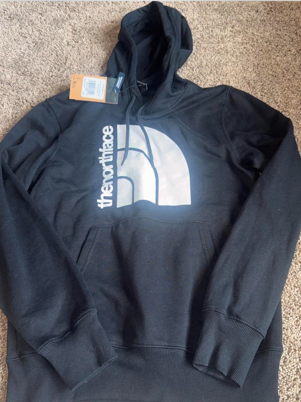 NWT The North Face standard fit  black hoodie with white logo
